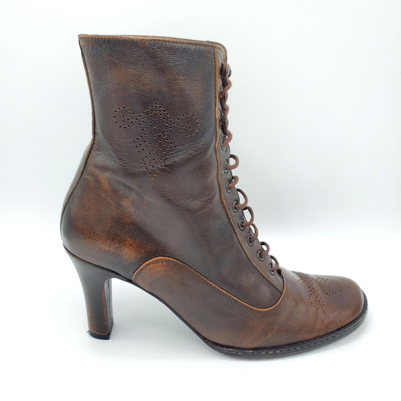 ESPACE ROBERT CLERGERIE BROWN LEATHER BOOTIES 7B - Picture 1 of 8